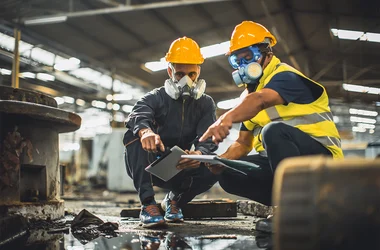 Contruction workers wearing safety equipment