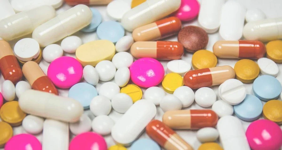 pills drugs opioids