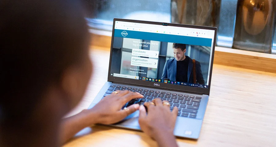 Person registers on the DISA International platform